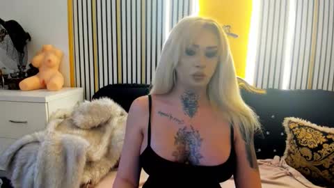 alenarios online show from 11.24.25