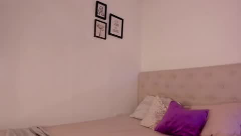 Snapshot of alesay_dreams chatting on 01.14.26 Alesay online show from 01.14.26