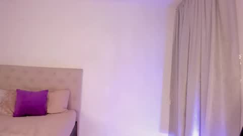 Snapshot of alesay_dreams chatting on 01.19.26 Alesay online show from 01.19.26