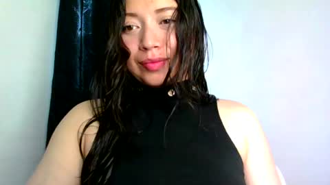 Snapshot of aleska_dollx chatting on 08.01.26 QUEEN OFF MILk IM BACK 15 NOV online show from 08.01.26
