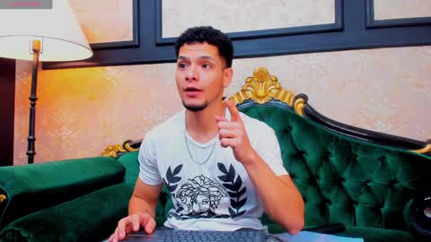 Snapshot of aless_king chatting on 01.26.25 Alessandro King online show from 01.26.25