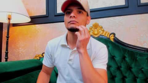 Snapshot of aless_king chatting on 01.28.25 Alessandro King online show from 01.28.25