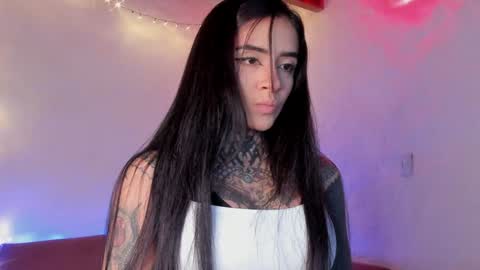 Snapshot of alessafrost_ chatting on 12.19.24 Onlyfans Babykarma6 online show from 12.19.24