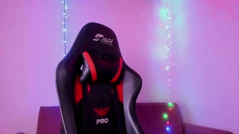 Snapshot of alessafrost_ chatting on 09.08.25 Onlyfans Babykarma6 online show from 09.08.25