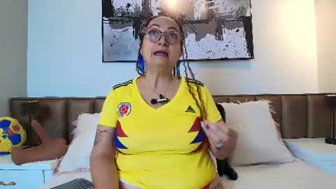 Snapshot of alessandraleroy chatting on 06.17.26 Alessandra online show from 06.17.26