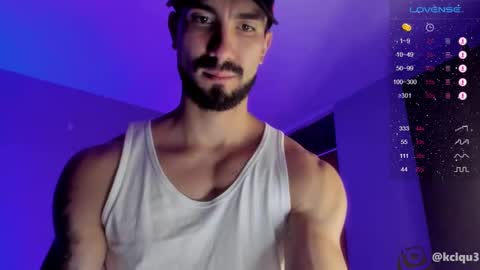 Snapshot of alessandro_dibellucci chatting on 03.08.25 Kciqu3 Independent model online show from 03.08.25