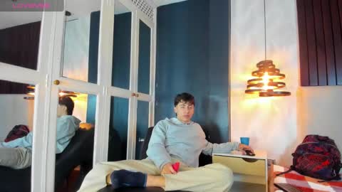 Alessandro Dybala online show from 02.23.25