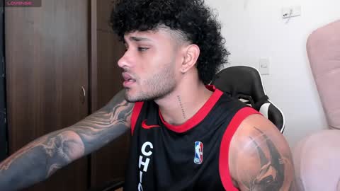 Snapshot of alessandro_vanni chatting on 12.03.24 Alessandro Vanni online show from 12.03.24