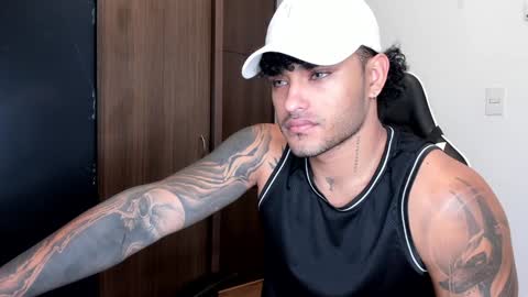 Snapshot of alessandro_vanni chatting on 12.14.24 Alessandro Vanni online show from 12.14.24