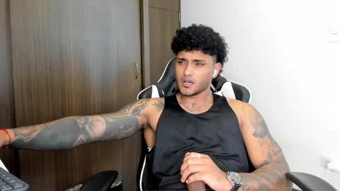 Snapshot of alessandro_vanni chatting on 02.03.25 Alessandro Vanni online show from 02.03.25