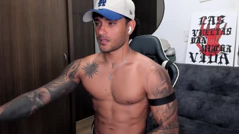 Snapshot of alessandro_vanni chatting on 09.25.25 Alessandro Vanni online show from 09.25.25