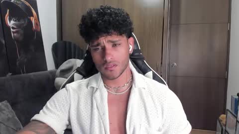 Snapshot of alessandro_vanni chatting on 11.06.25 Alessandro Vanni online show from 11.06.25