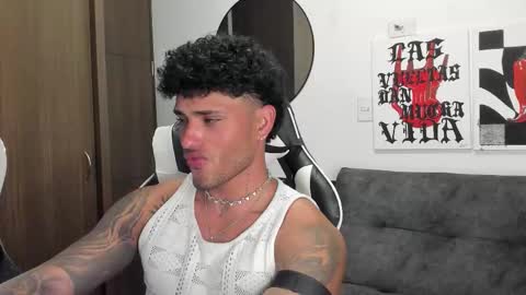 Snapshot of alessandro_vanni chatting on 12.15.25 Alessandro Vanni online show from 12.15.25