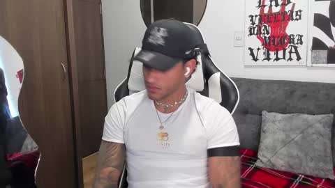 Snapshot of alessandro_vanni chatting on 01.14.26 Alessandro Vanni online show from 01.14.26