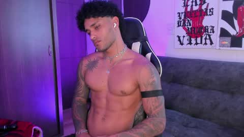 Alessandro Vanni online show from 04.26.26