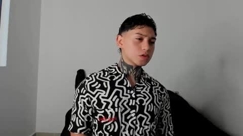 Snapshot of alessandro_wolf chatting on 03.22.26 Alessandro online show from 03.22.26