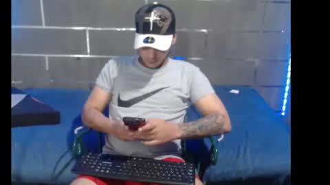 Snapshot of alessandrobooy chatting on 05.31.26 alessandro online show from 05.31.26