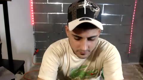 Snapshot of alessandrobooy chatting on 07.13.26 alessandro online show from 07.13.26