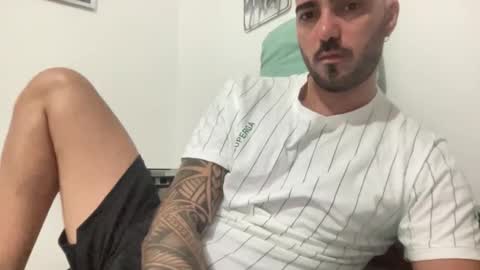 Snapshot of alessandromori91 chatting on 09.21.25 alessandromori91 online show from 09.21.25