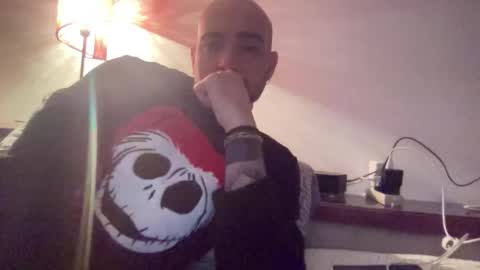 Snapshot of alessandromori91 chatting on 12.17.25 alessandromori91 online show from 12.17.25