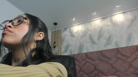 Alessia  online show from 04.25.26