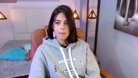 Snapshot of alessiaval chatting on 03.07.25 Valery online show from 03.07.25