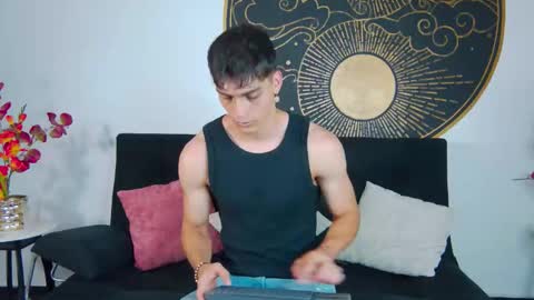 Snapshot of alessiovitale chatting on 02.12.26 Alessio online show from 02.12.26