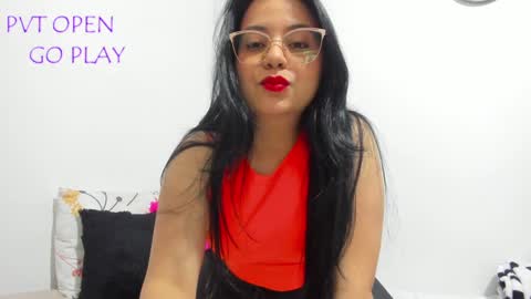 Alejandra online show from 01.25.25