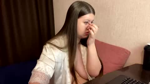 Aletta Oushen online show from 12.21.24