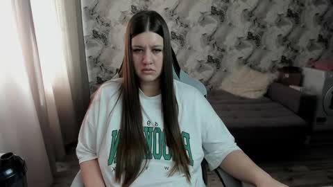 Snapshot of aletta_oushen chatting on 02.22.26 Aletta Oushen online show from 02.22.26