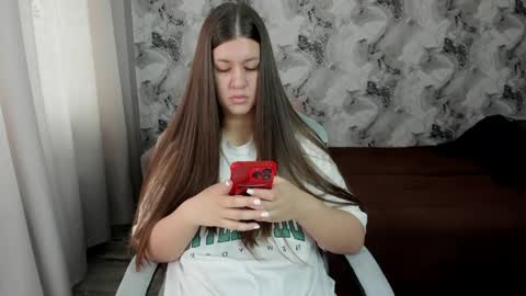 Aletta Oushen online show from 05.06.26