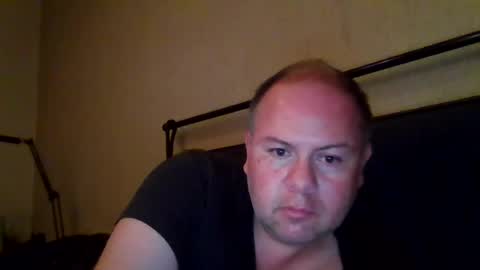 Snapshot of aleveg__101 chatting on 06.19.26 aleveg__101 online show from 06.19.26