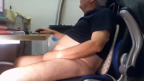 Snapshot of alex47100 chatting on 12.11.24 alex47100 online show from 12.11.24