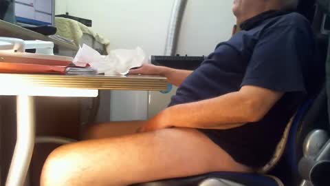 Snapshot of alex47100 chatting on 12.26.24 alex47100 online show from 12.26.24