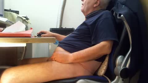 Snapshot of alex47100 chatting on 01.30.25 alex47100 online show from 01.30.25