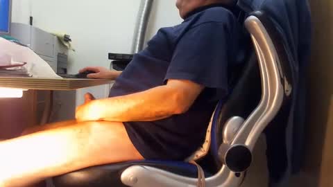 Snapshot of alex47100 chatting on 02.10.25 alex47100 online show from 02.10.25