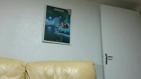 Alex83530 online show from 12.31.24