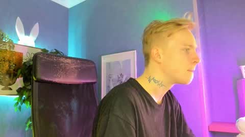 Snapshot of alex__sweet chatting on 03.08.26 your Alex online show from 03.08.26