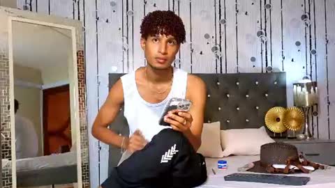Snapshot of alex_bloom_ chatting on 06.09.26 Alexander online show from 06.09.26