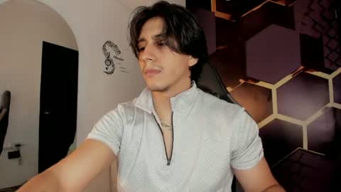 Snapshot of alex_cano chatting on 08.07.26 alex online show from 08.07.26