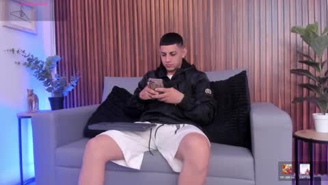 Snapshot of alex_cute77 chatting on 02.16.26 alex online show from 02.16.26