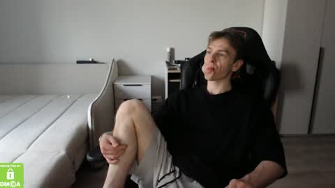 Snapshot of alex_gotcha chatting on 07.16.26 Alex online show from 07.16.26