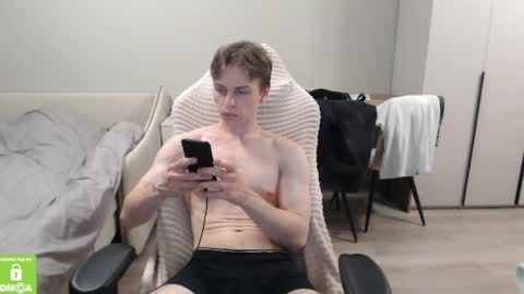 Snapshot of alex_gotcha chatting on 08.06.26 Alex online show from 08.06.26