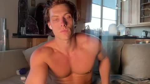 Snapshot of alex_islive chatting on 07.08.26 Alex Stone online show from 07.08.26