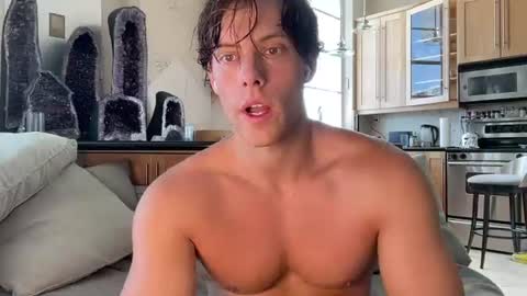 Snapshot of alex_islive chatting on 07.19.26 Alex Stone online show from 07.19.26