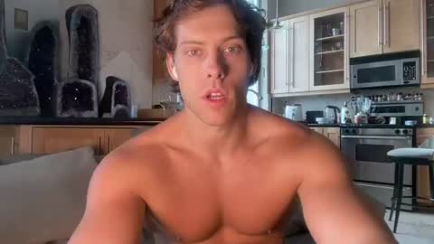 Snapshot of alex_islive chatting on 08.03.26 Alex Stone online show from 08.03.26