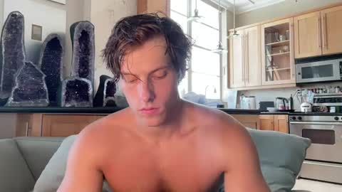 Snapshot of alex_islive chatting on 08.07.26 Alex Stone online show from 08.07.26