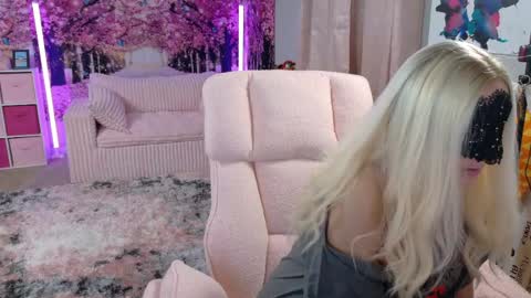 Alex online show from 04.25.26