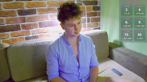 Snapshot of alex_onelove chatting on 06.16.26 Alex online show from 06.16.26