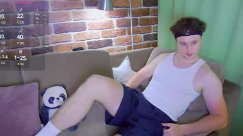 Snapshot of alex_onelove chatting on 06.23.26 Alex online show from 06.23.26